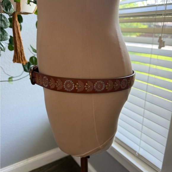 NWT Lucky Brand Golden Floral Embroidered Belt in Medium Brown main image 6